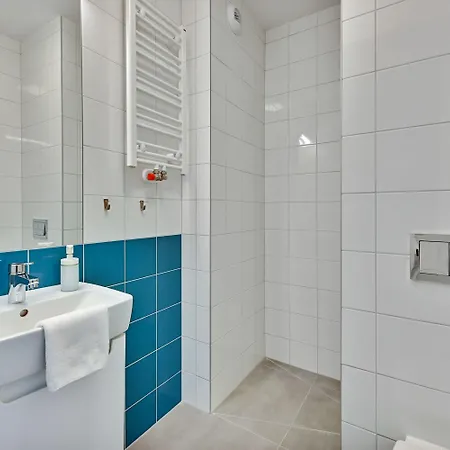 Apartgdynia 3* גדינייה
