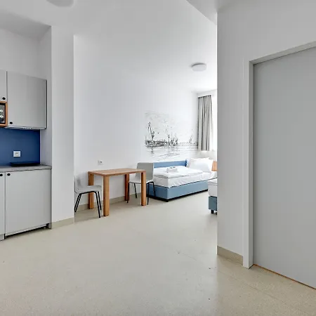 Apartgdynia מלון דירות 3*